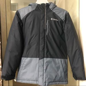 Like new Columbia jacket.